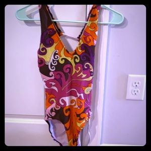 Groovy pattern coming from a smoke/pet free, home!